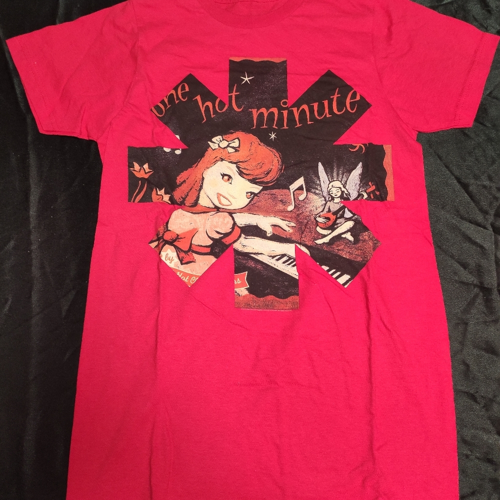 RED HOT CHILI PEPPERS One Hot Minute Logo Tee
